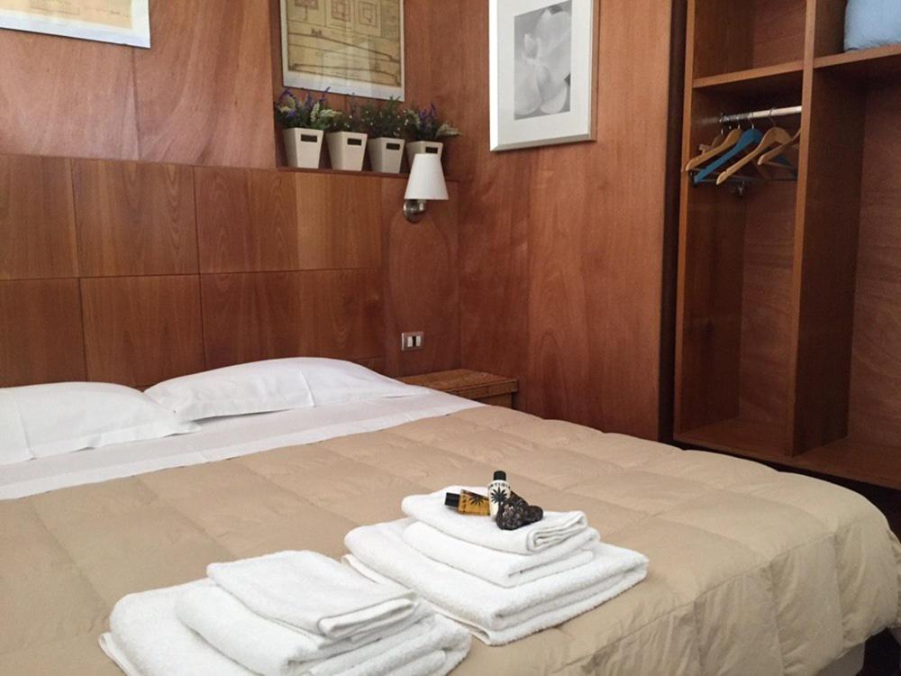 Campo Reale Country Rooms Пакино Екстериор снимка